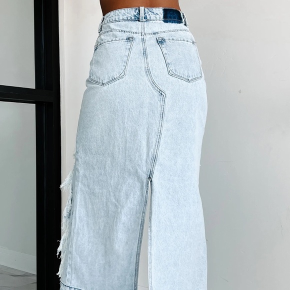 Hi Low Distressed Denim Skirt - Picture 2 of 6